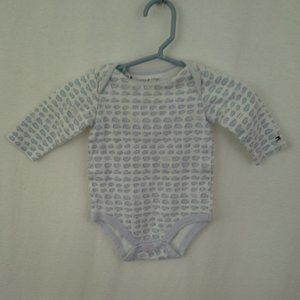 Tommy Hilfiger baby one-piece romper Size 3M 6M  Blue cars White background Long